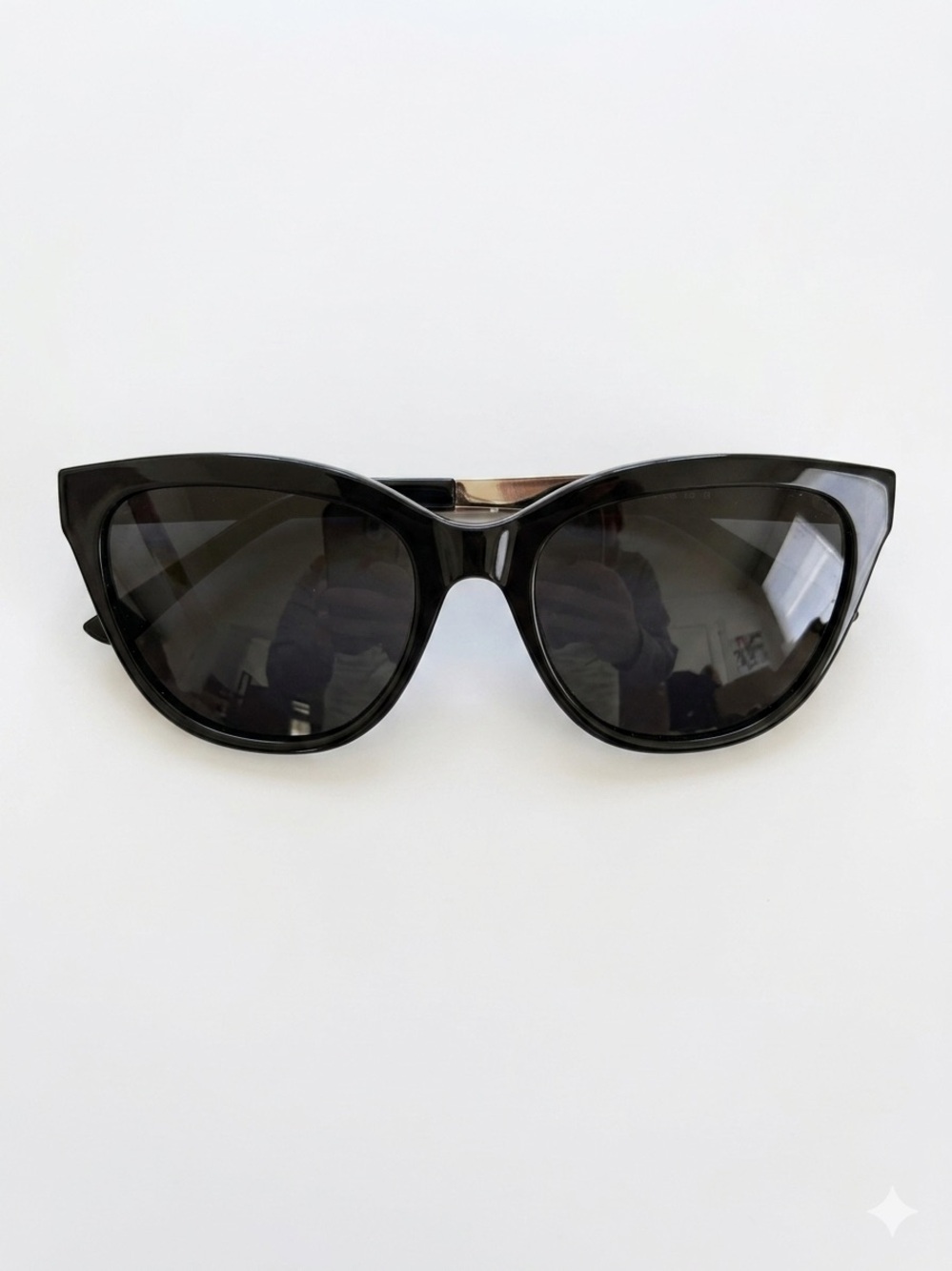 Carve Allure Classic Black Cat-Eye Women's Sunglasses